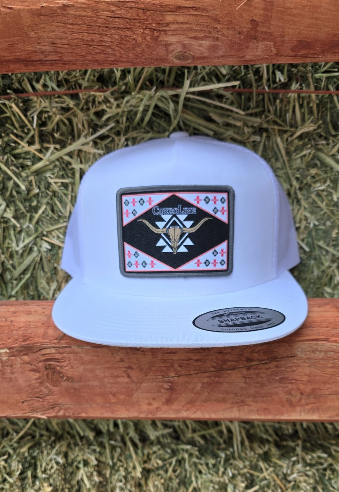 Aztec Long Horn Diamond Snapback Cap White/White